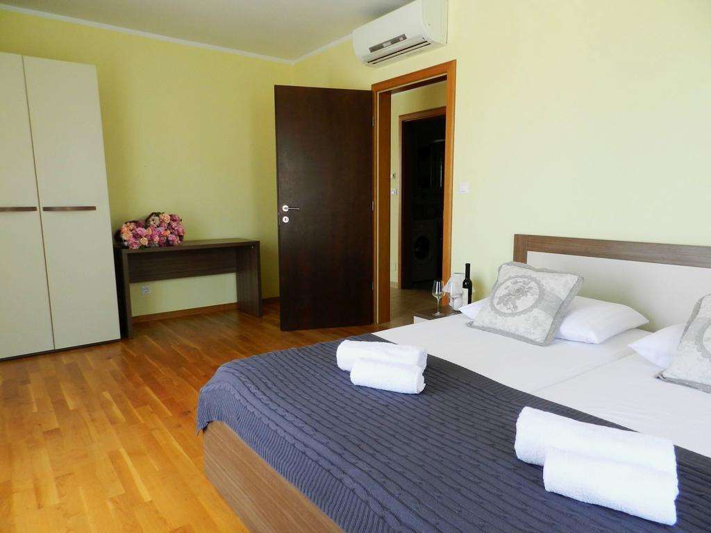 Smaragdna Villa Yourcroatiaholiday