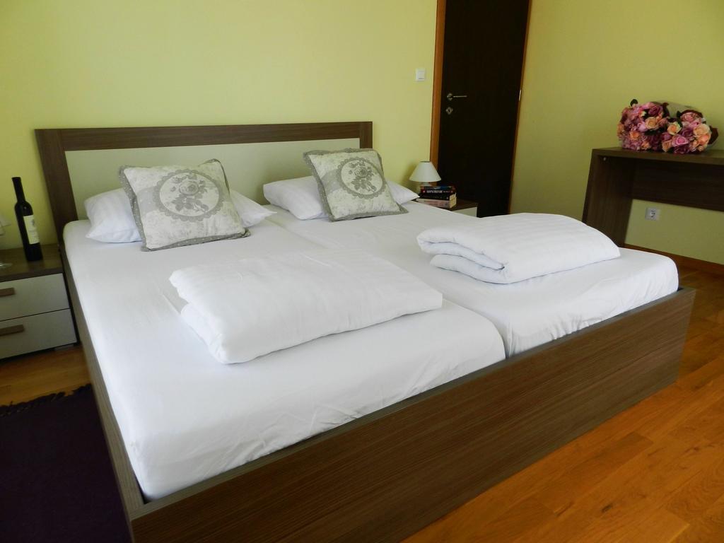 Smaragdna Villa Yourcroatiaholiday Apartma